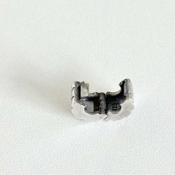 Pandora Retired Sunburst Clip Bead Charm - Picture 5 of 5